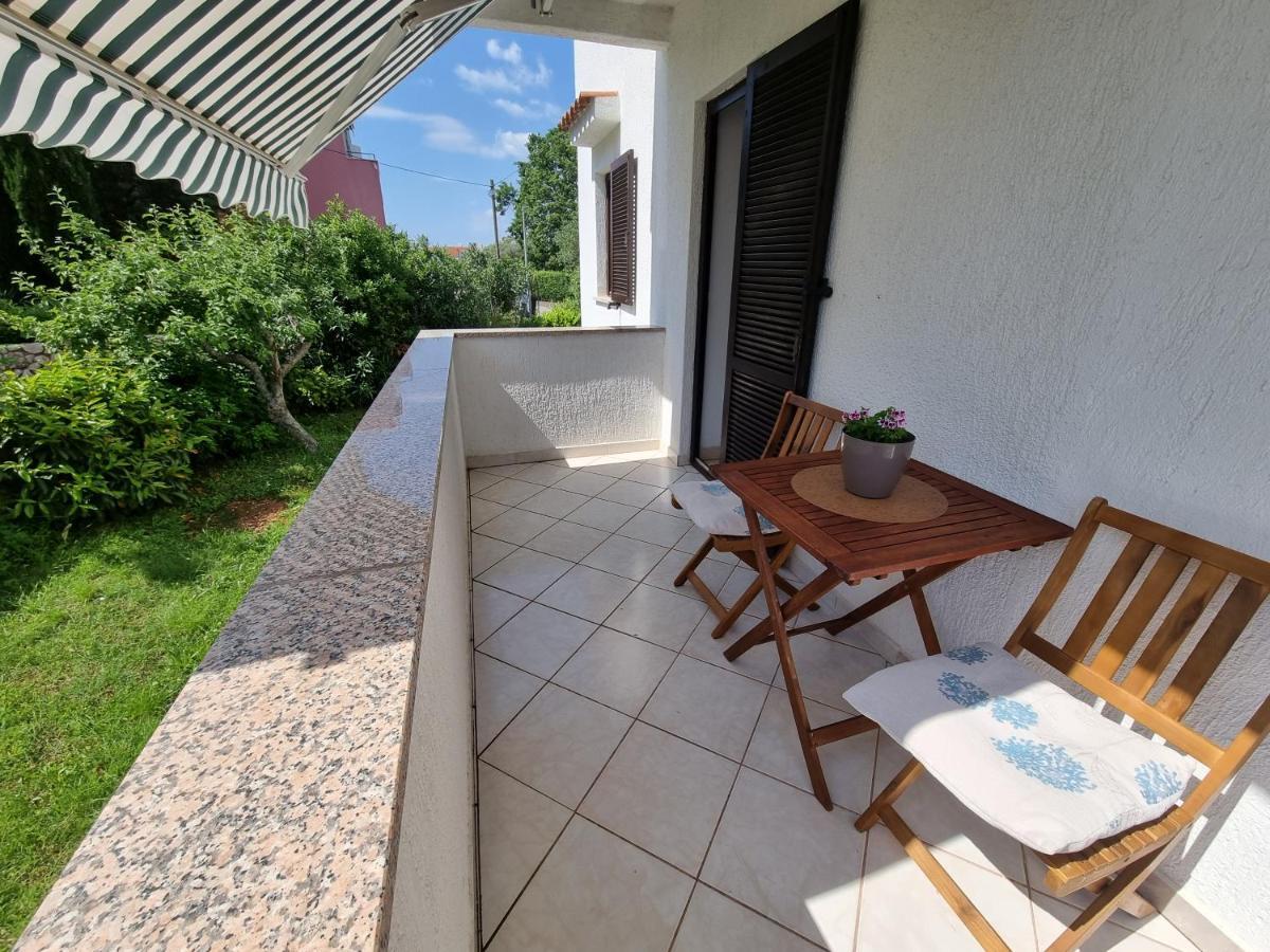 Apartment Marina Порат Екстериор снимка